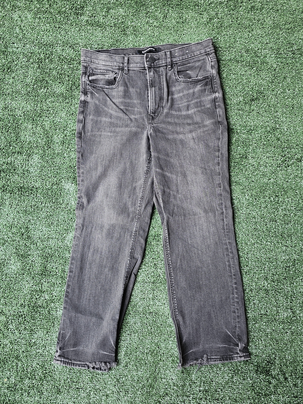 Express Women's Washed Faded Black Cropped Straight Jeans